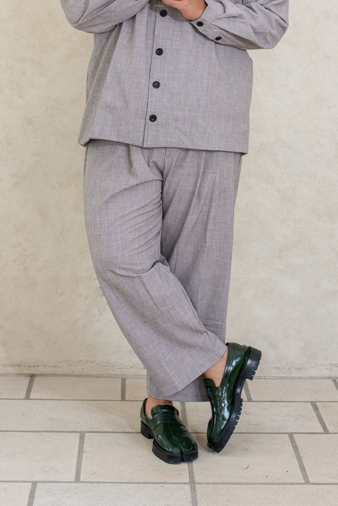 Roen Pants in Grey