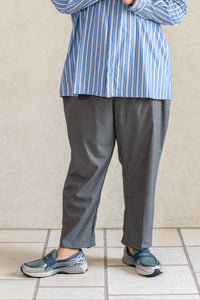 Leif Pants in Grey